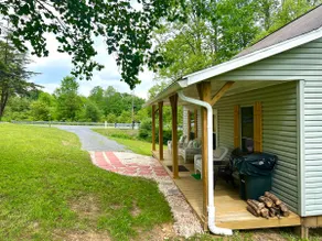 Summersville Lake Cottage - Image 3