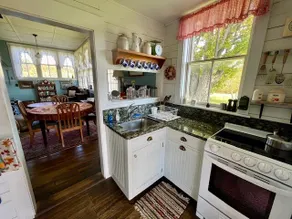 Ann’s Schoolhouse - Image 5