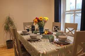Stylish flat in central Tenby & free parking - Image 5