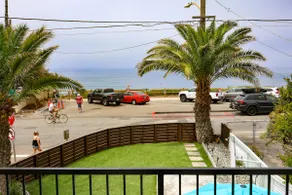 Ocean Front w / Amazing Ocean View, Spacieux 2 lits 2 salles de bain, barbecue, équipement de plage, A / C - Image 3