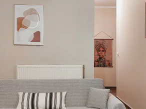 Village Street Apartment - Image 2