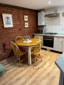 The Smithy, Wonderful Riverside Accommodation - Image 5