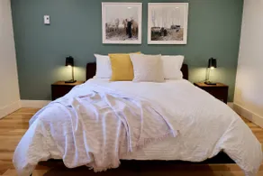 Quiet Garden Suite in Cedar Cottage - Image 5