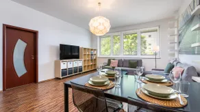 UrbanElegance Escape, top location, private parking - Image 5