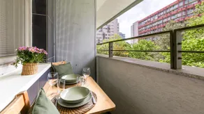 UrbanElegance Escape, top location, private parking - Image 4