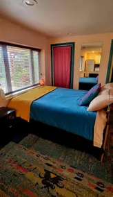 The Gold heart of Grass Valley w outdoor bathtub - Image 4