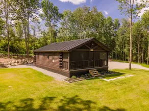 Cozy 2-Bedroom Cabin - 10 Minutes to Camden! - Image 2