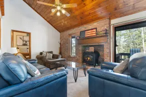 North Conway Getaway - Minutes From The Action! - Image 5
