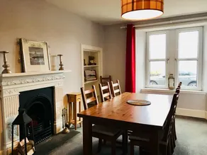 Seaview: Portree Townhouse with Spectacular Views - Image 5