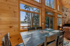 Splinterny Back Lake Waterfront Cabin! - Image 4