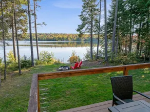 Splinterny Back Lake Waterfront Cabin! - Image 5