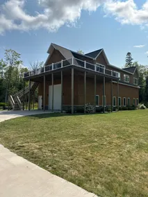 Luxury Lakeview Escape - Image 2