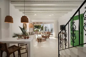 Deluxe Villa with Garden View - Image 5