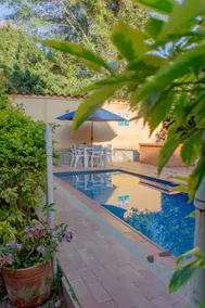 Central apartment | King beds | Pool | Parking - Image 2