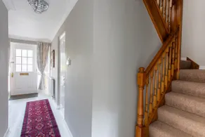 Canalside Beautiful Stone Townhouse - Image 3