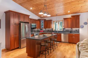 Luxury chalet near StoryLand w/fireplace-3 br;2+ba - Image 3