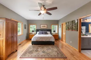 Luxury chalet near StoryLand w/fireplace-3 br;2+ba - Image 5