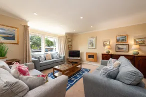 Tranquil, Central Home | Sleeps 5 | Parking Garden - Image 2
