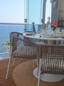 Fantastic house on the sea! - Image 4