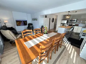Bungalow near amenities - Image 2