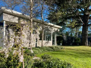 Bradman Studio -tranquil garden, easy walk to town - Image 2