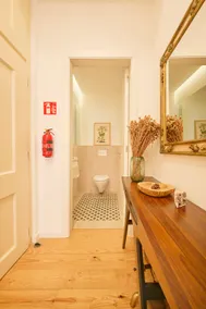 MSPC Trendy & Classic 2 Bedroom - Image 5