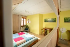 3.5 rooms/90 m2, close to town, natural garden, central - Image 2