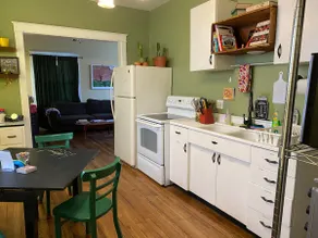 Cottage West-2bedroom-EZ access to hwy - Image 2