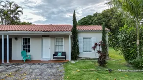 South Miami Gem-Cozy Oasis, 5 Min to Dadeland Mall - Image 5
