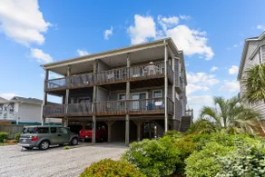 4BR Oasis | Ocean & Sound Views | Walk to Town - Image 3