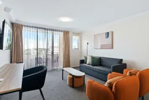Executive Two Bedroom Apartment - Image 4