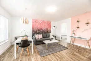Modern Oasis in the Heart of Fort Lauderdale - Image 2