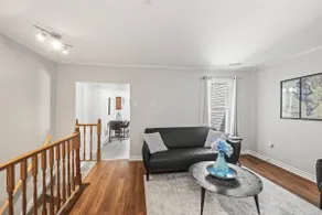 Kingston Getaway - Cosy Two Bedroom With Parking - Image 5