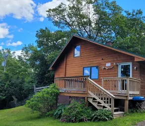 Woodlands Wild Cabin on 35 Acres - dog friendly - Image 5