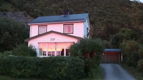 Liv's beach house in Bøvær, Senja - Image 4