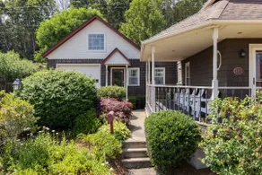 Cozy Riverfront cottage -Mystic, Beaches & Casino - Image 3