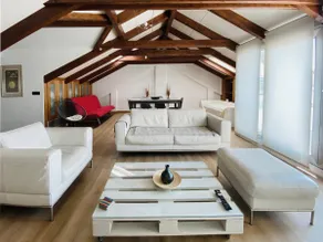Roof apartment with a view - Image 2