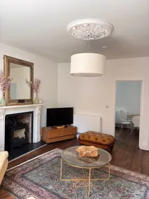 Catherine Hill House Grade 2 Listed Apartment, Frome - Image 3