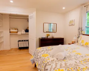Luxury house 3 mins from UVA - Close to JPJ Arena - Image 2