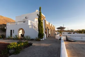 Serenity Suite | Sea View | Private Pool-6pax - Image 2