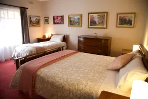 Briar Lane - Suite 1 - Image 3