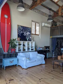 Unusual waterfront loft on the beach - Image 2