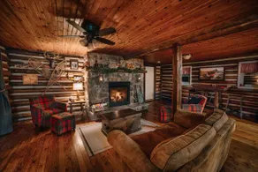 Lakefront Cabin- Fireplace• Algonquin Pass - Image 2