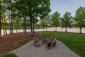 Waterfront paradise w/ large outdoor living area - Image 2