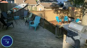 Big DECK Cottage, 3-min walk to BEACH- 4 bdrms, 1.5 baths 7 beds, parking 3 cars - Image 3