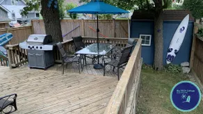Big DECK Cottage, 3-min walk to BEACH- 4 bdrms, 1.5 baths 7 beds, parking 3 cars - Image 4