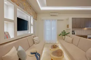 Luxury Three Bedroom apartment with hot tub \"L&E\" - Image 5