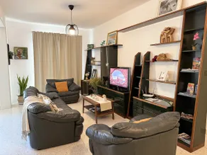 17HH -Spacious home with rooftop terrace & Jacuzzi - Image 2