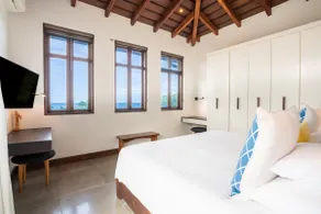 Ocean View Terrace with Beach Club Access - Casa Piper - Image 5