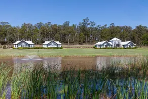 Stylish & Spacious Luxe Villa Lake & Ranges View - Image 3